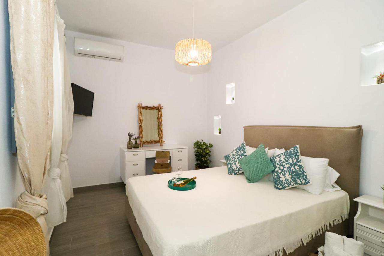 Cycladic Home On The Hill With Beautiful Views!! Agkidia Exterior photo